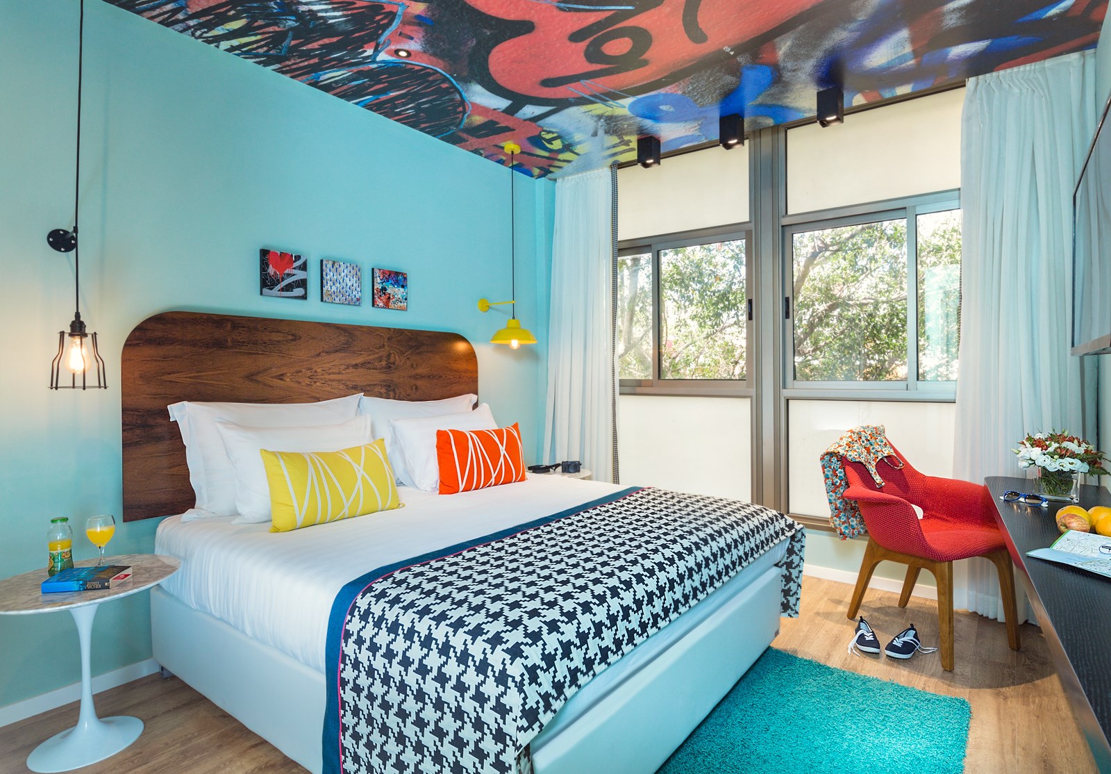 hotel75dblroom1max-morron