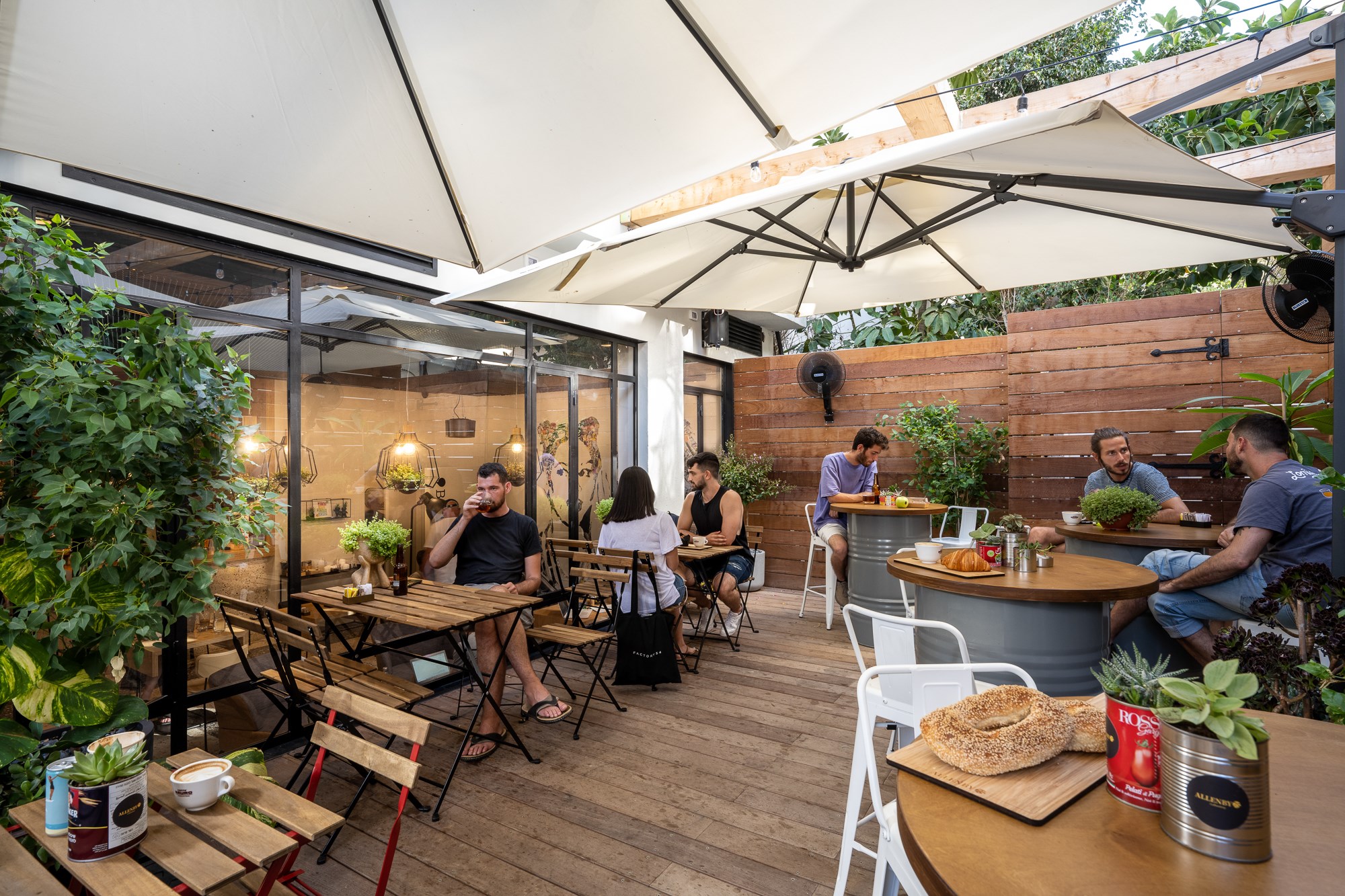 hotel75coffeebar4aaya-ben-ezri